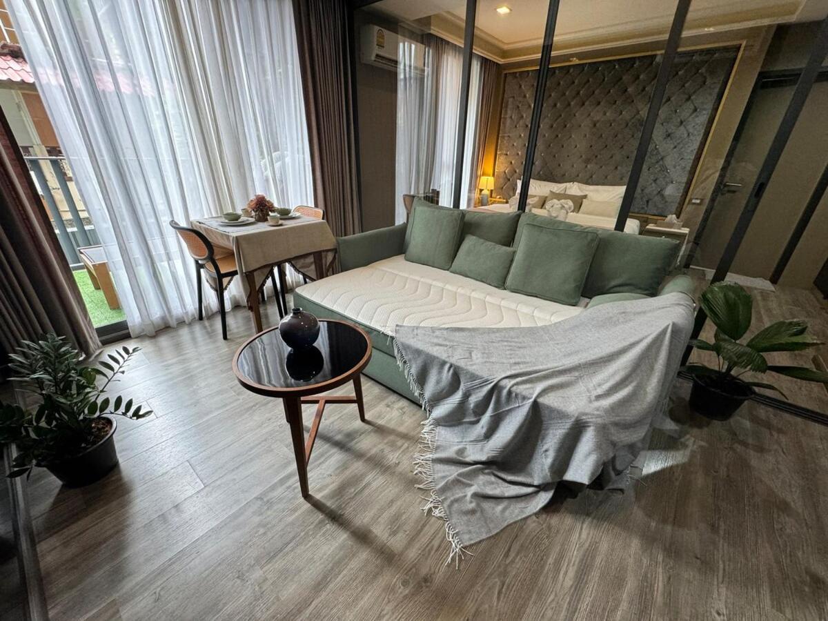 Patong Rooftop Pool Luxury Condo With Bathtub And Sofa Bed Big Balcony Ngoại thất bức ảnh